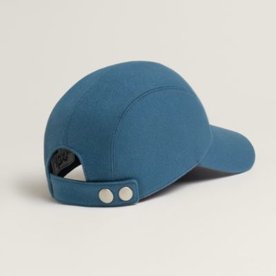 242070N FJ_back_wm_4?size=3000